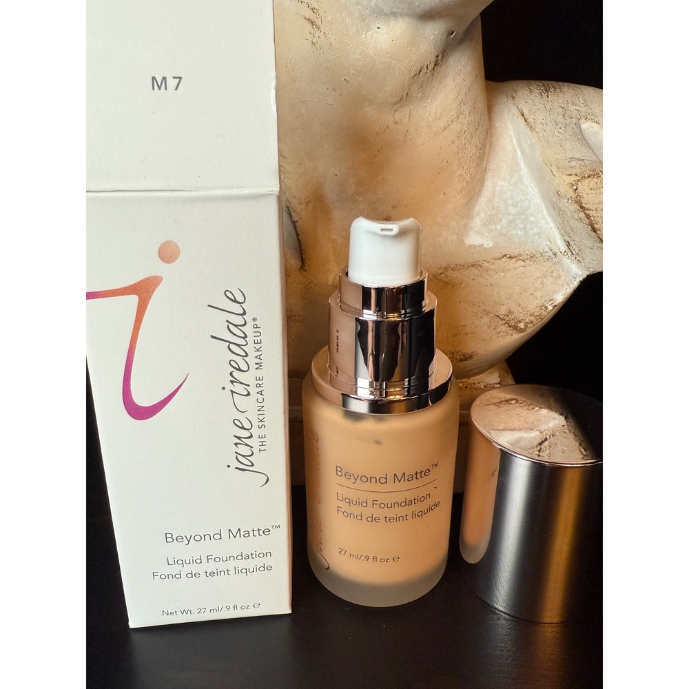 Jane Iredale Beyond Matte Liquid Foundation Shade M7 0.9 fl oz New in Box